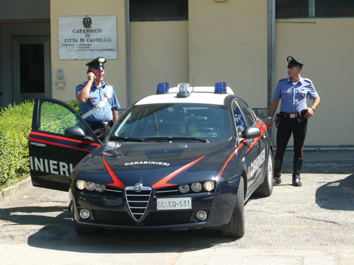 Tavernelle, due rumeni sorpresi a rubare: arrestati