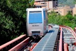 minimetro tragittomadonna alta case bruciate (146) Una carrozza minimetrò di Perugia(Foto F.Troccoli)