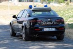 Perugia, marito e moglie spacciano sulla porta di casa: arrestati