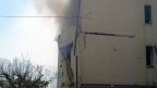 L'incendio nella palazzina - foto Maccari