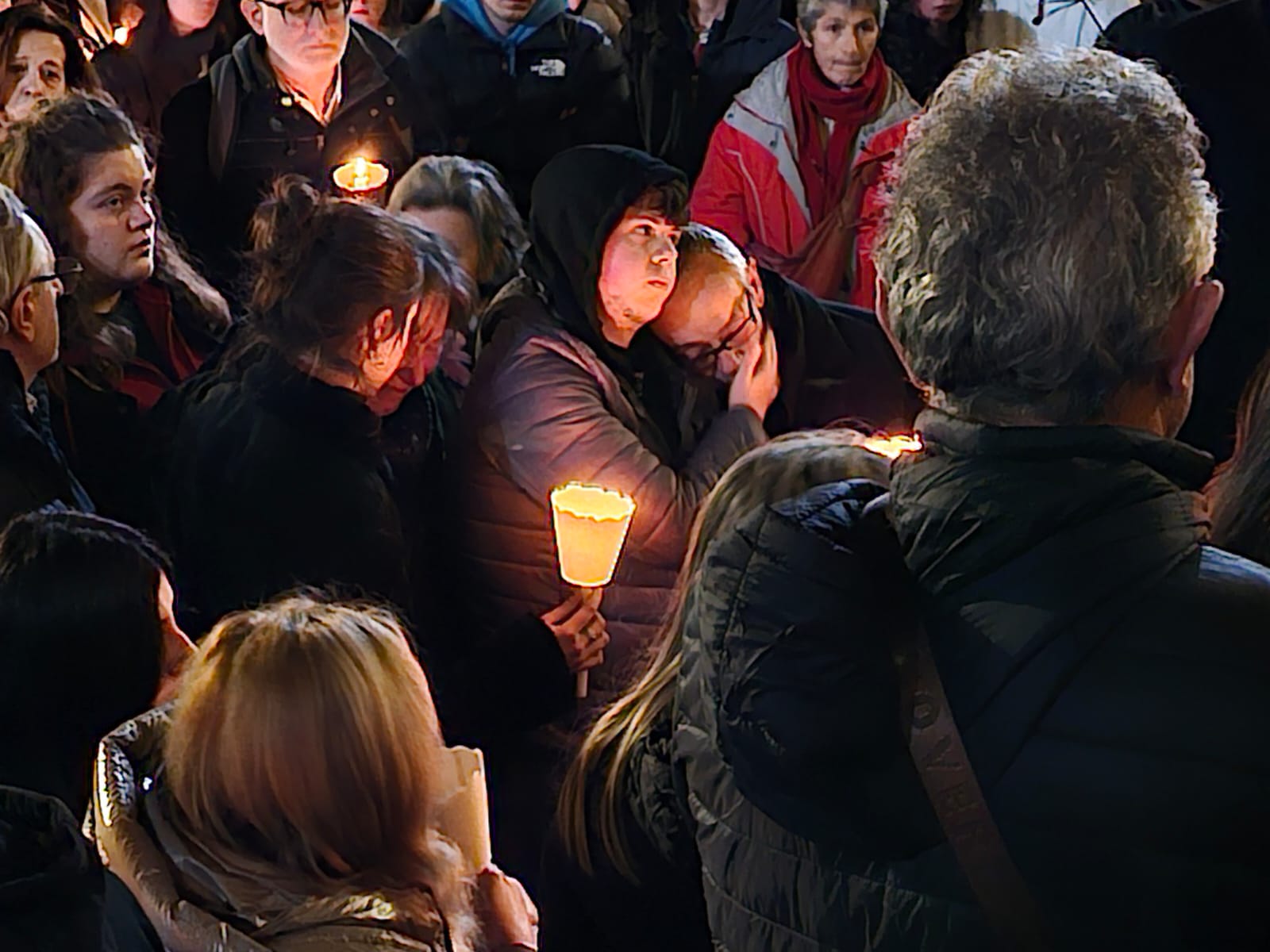 La famiglia di Andrea Prospero: «Vogliamo la verità sulla sua morte