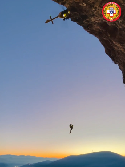 Climber cade da tre metri durante un'arrampicata: trauma cranico ...